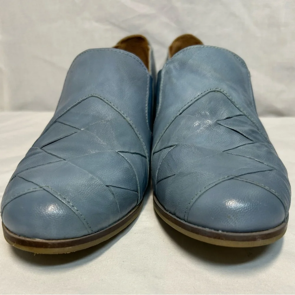 Coldwater Creek NWOT stormy blue flats‎
